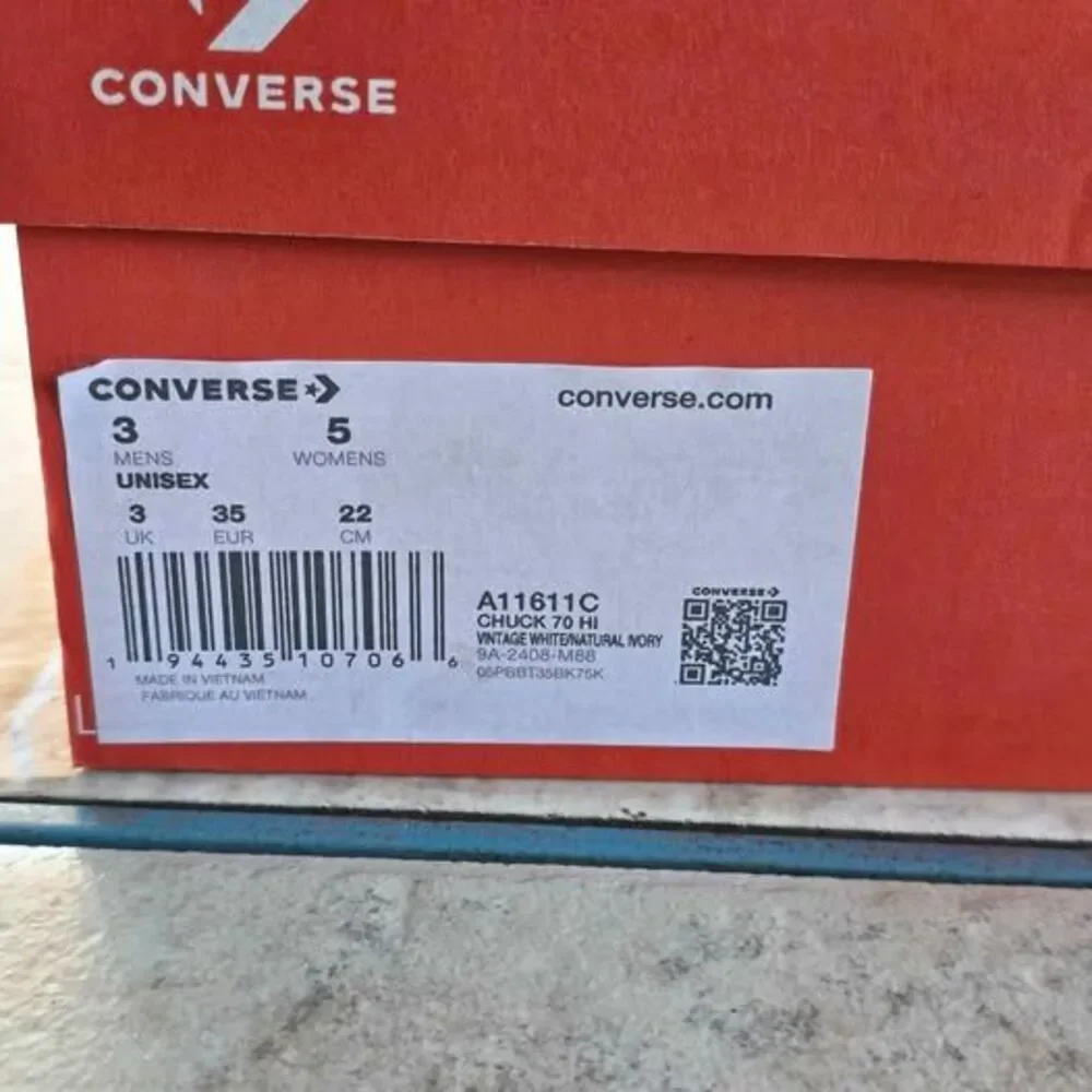 Converse Chuck 70 Stars Size 3 New $40